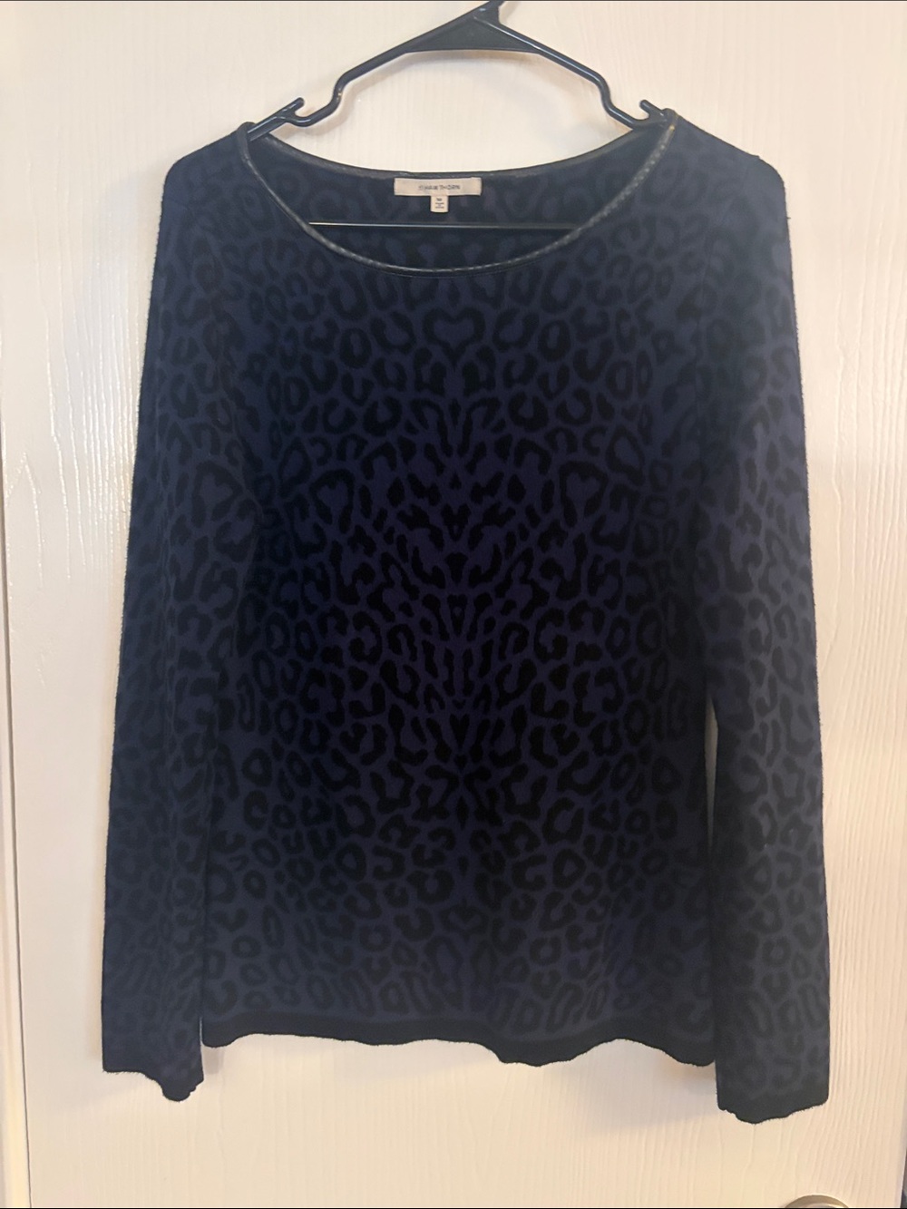 41 Hawthorn purple/navy and black leopard print soft sweater. Sz M